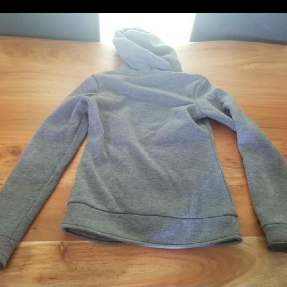 Coats - Picture 4 of 4